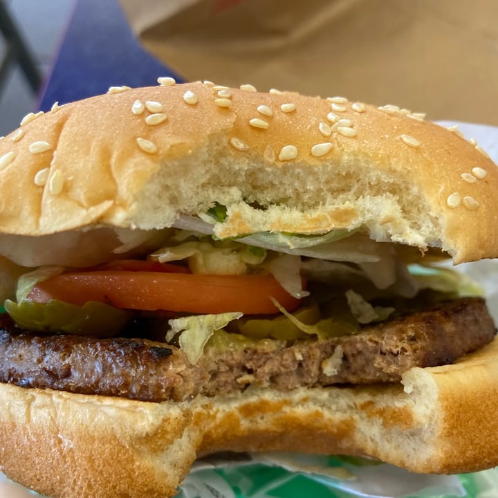 photo of Burger King Impossible Whopper shared by @groovyjunebug on  19 Jul 2021 - review