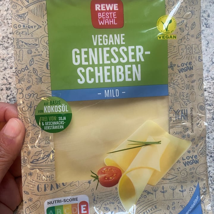 photo of REWE Beste Wahl Vegane Geniesserscheiben mild shared by @shuggerlee on  18 Nov 2022 - review