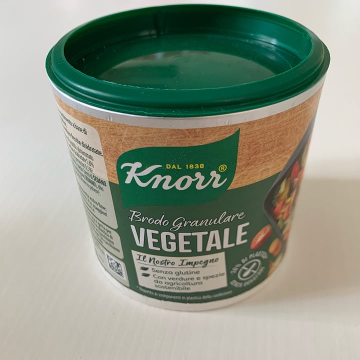 photo of Knorr Dado vegetale granulare shared by @isabmarr on  28 Mar 2022 - review