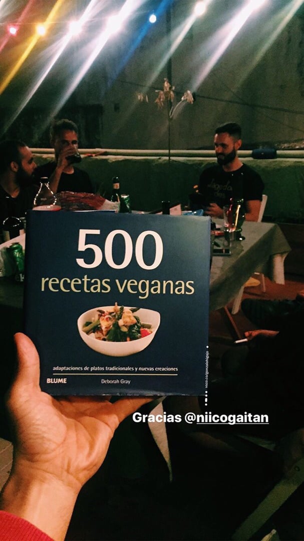 photo of Deborah gray 500 Recetas Veganas shared by @gonzalohigajo on  15 Jan 2020 - review