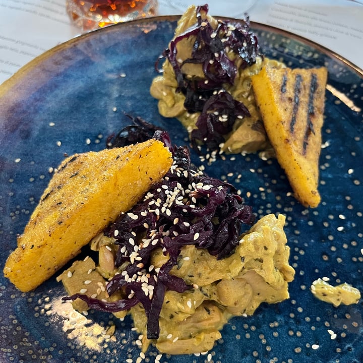 review photo of Romeow Cat Bistrot Curry Di Jackfruit Con Cavolo Rosso In Agrodolce, Polenta Ai 5 Cereali E Semi Di Sesamo shared by @usmile16 on 02 Apr 2022 - review