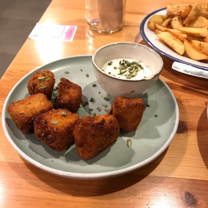 photo of Kind Kitchen Tofu Nuggets shared by @mallory17 on  16 Jan 2022 - review