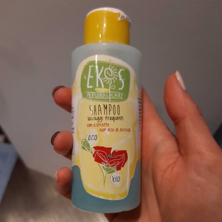 photo of Ekos personal care Shampoo con estratto di avena biologica shared by @ilaria96 on  11 Mar 2022 - review