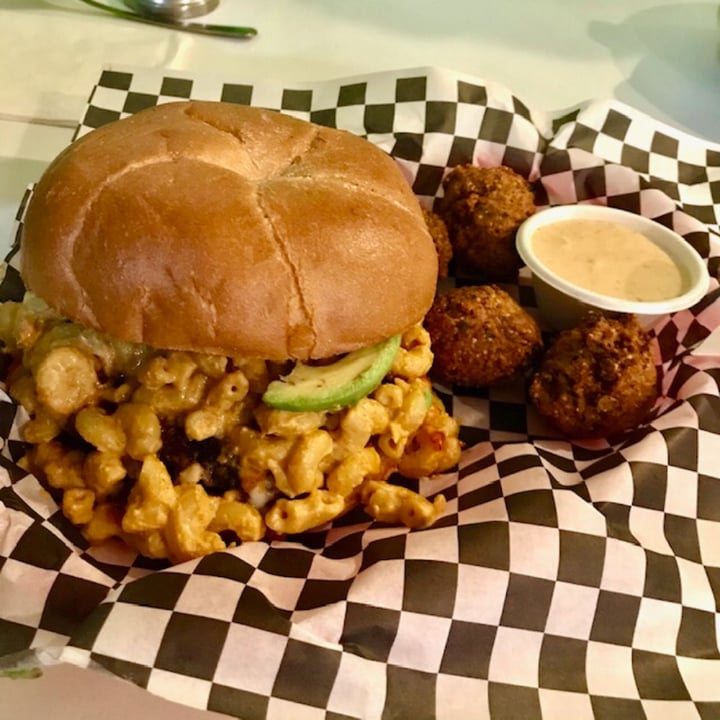 photo of Homegrown Smoker Mac Daddy Burger shared by @pdxveg on  06 Feb 2020 - review