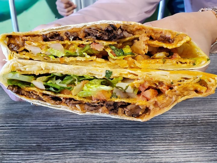 photo of Guacamaya Oasis Vegan Crunch wrap shared by @zulcuisine on  26 Aug 2019 - review