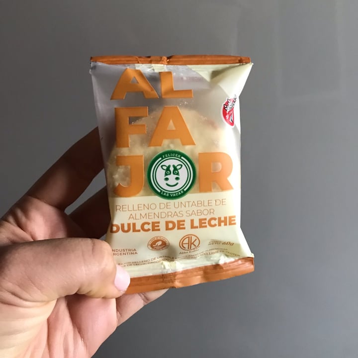 review photo of Felices Las Vacas Alfajor de maicena sin tacc shared by @candgaras6 on 13 Aug 2022 - review