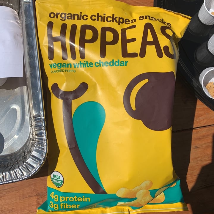 photo of Hippeas Vegan White Cheddar Organic Chickpea Puffs shared by @graciegarland on  13 Mar 2021 - review