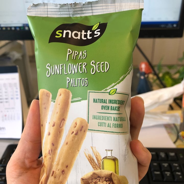 photo of snatt’s Palitos con pipas shared by @eloelo27 on  16 Dec 2021 - review