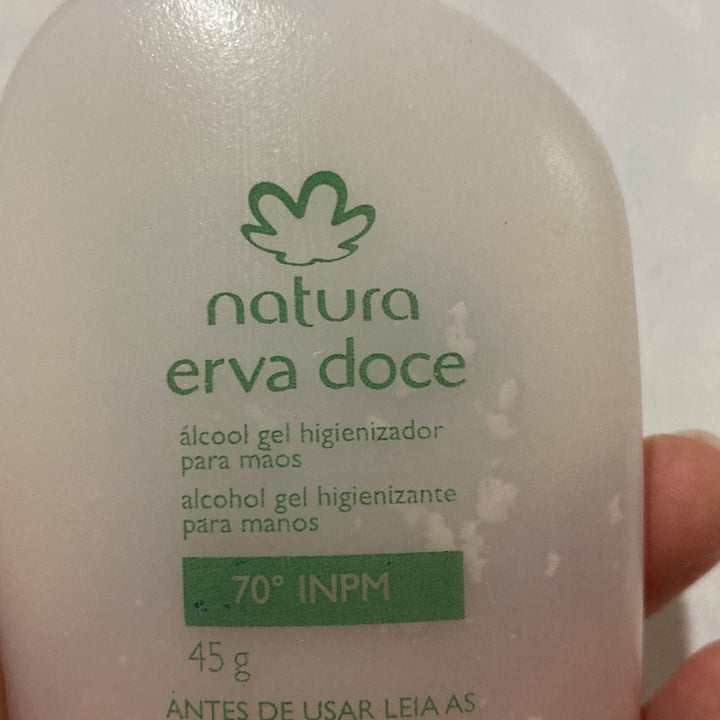 photo of Natura álcool em gel erva doce shared by @lucianaribeiro on  23 Jun 2022 - review