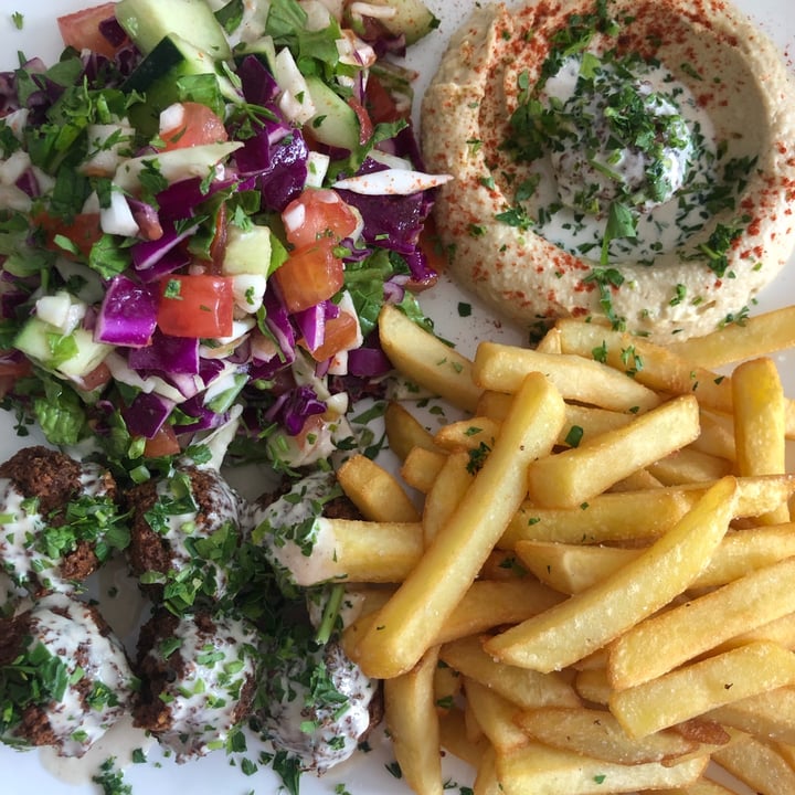 photo of Falafel Nessya Plato Completo shared by @basedoncaffeine on  29 Aug 2022 - review