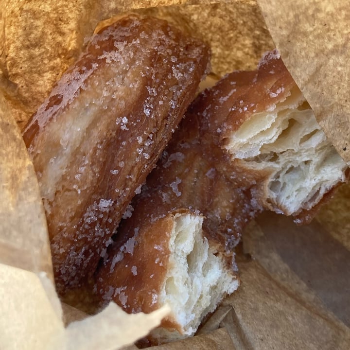 photo of East Village Cronut shared by @chloeduncan on  25 Nov 2022 - review