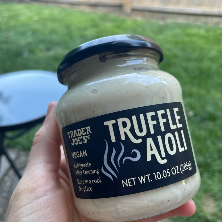 photo of Trader Joe's truffle aioli shared by @clarendiee on  06 Jun 2022 - review