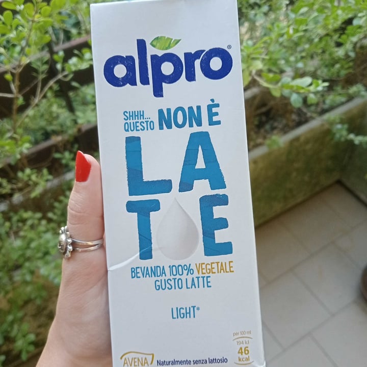 photo of Alpro Shhh...Questo Non è Latte (LIGHT) shared by @ludovicaap on  06 Sep 2022 - review