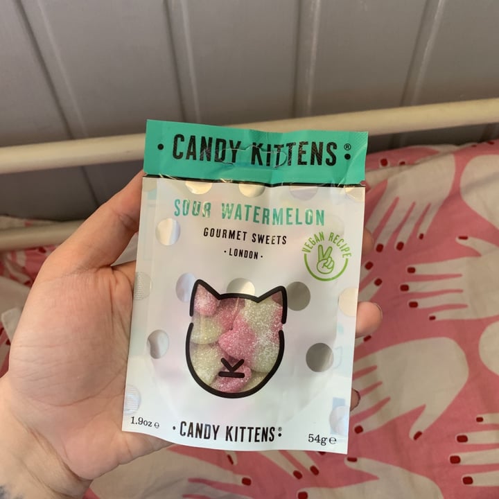 review photo of Candy kittens Sour Watermelon shared by @claucordia on 22 May 2020 - review