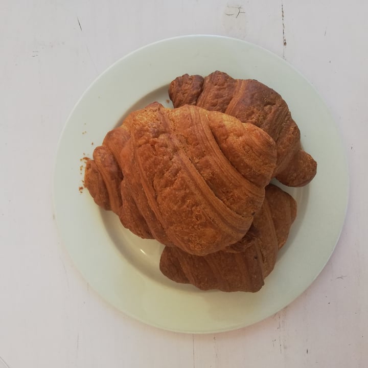 review photo of Plant Croissant shared by @abidjappie on 07 Feb 2022 - review