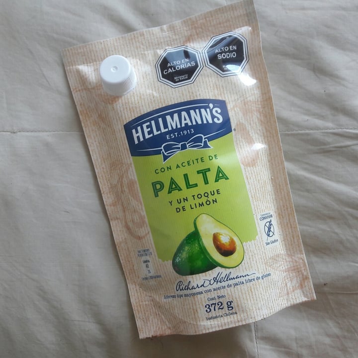 photo of Hellmann’s Mayonesa Vegana con Aceite De Palta y un Toque de Limon shared by @manetofu on  20 Oct 2020 - review