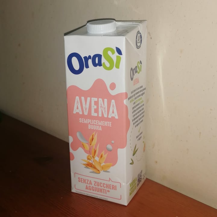 photo of OraSí Latte di avena senza zuccheri shared by @asiagaleotti on  18 May 2022 - review