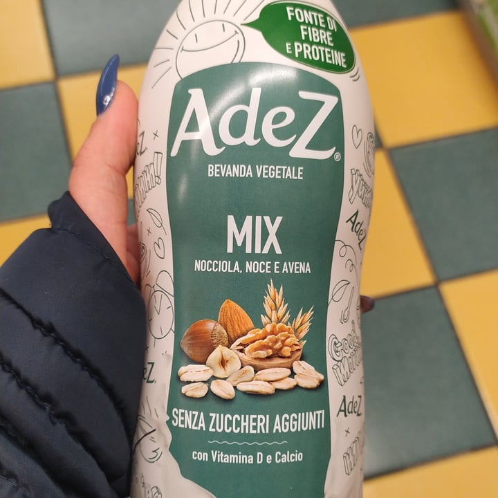photo of AdeZ Bevanda Vegetale Mix shared by @katianur on  12 Dec 2021 - review