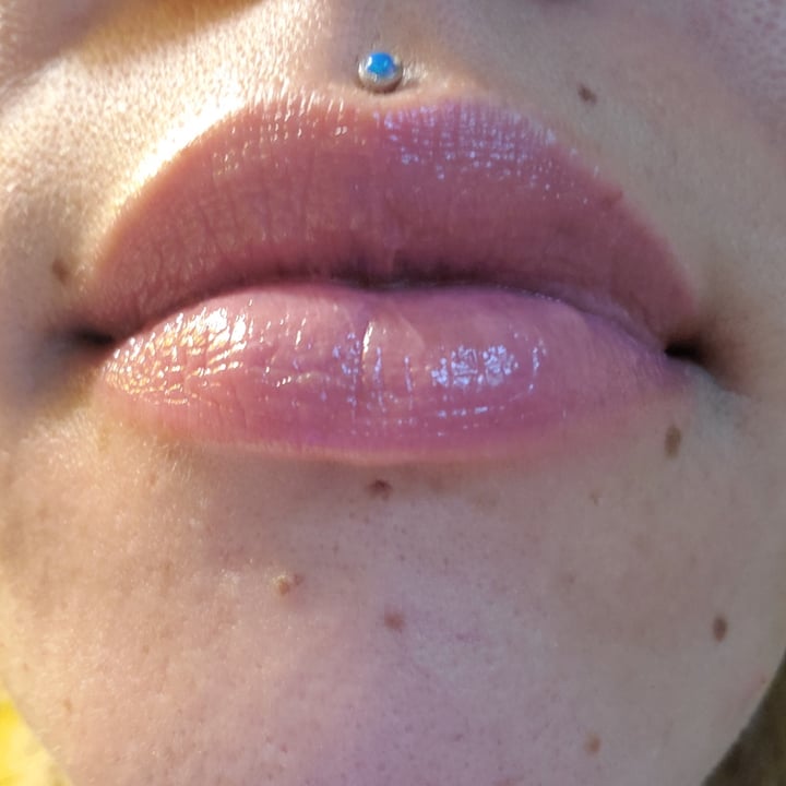 review photo of Love Byrd Love Byrd Tinted Lip Balm shared by @sarbear420 on 10 Oct 2021 - review