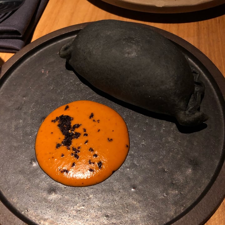 review photo of Sacro Empanada carbón activado shared by @marthu on 28 Jan 2022 - review