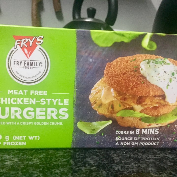 photo of Fry's Family Food Chicken-Style Burgers shared by @lizeduples on  28 Jul 2020 - review