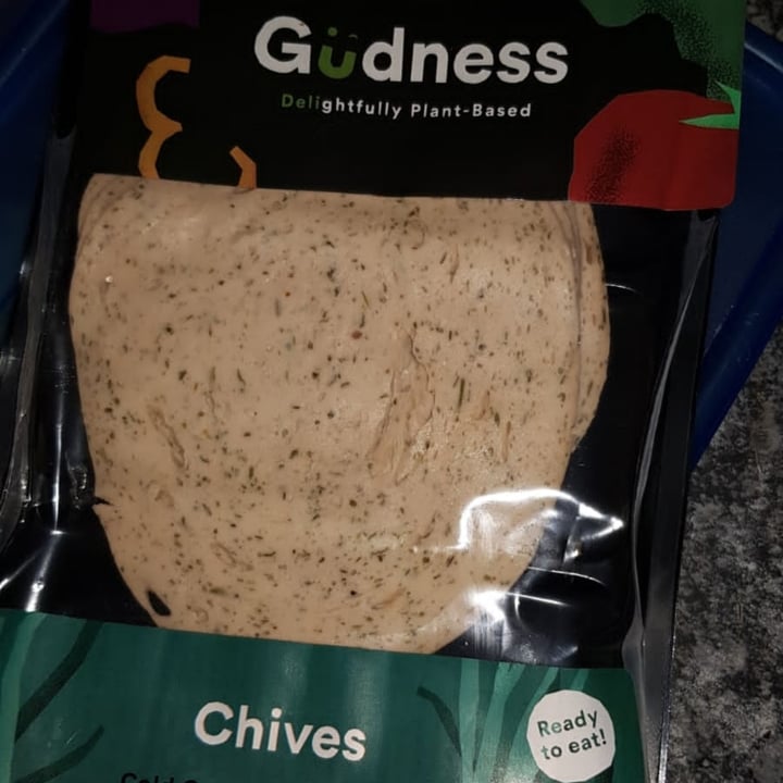 photo of Gudness Plant-Based Deli Olive Cold Cut Sandwich Slices shared by @earthyangie on  25 May 2020 - review