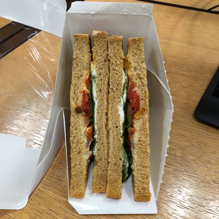 photo of Tesco Roasted Vegetable, Houmous & Harissa Sandwich shared by @natasha1998 on  08 Mar 2020 - review