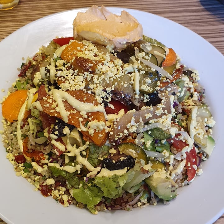 photo of Buenos Aires Verde Ensalada Omega 3 shared by @veroflagitonte on  29 Nov 2021 - review