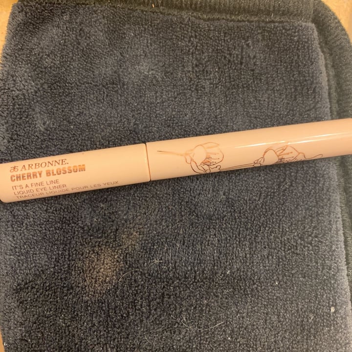 photo of Arbonne Cherry blossom eye liner shared by @tayloramatuzzo on  30 Dec 2020 - review