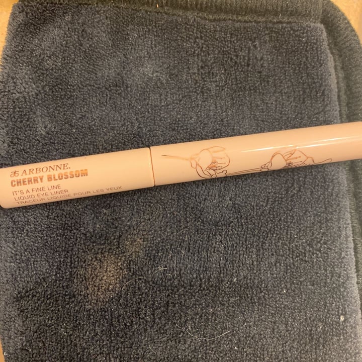 review photo of Arbonne Cherry blossom eye liner shared by @tayloramatuzzo on 30 Dec 2020 - review