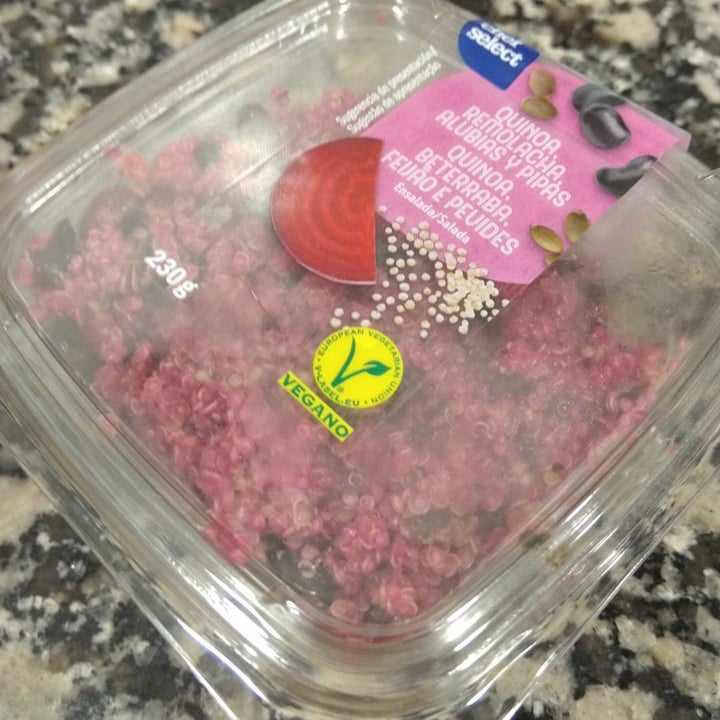 photo of Vemondo  Quinoa, remolacha, alubias y pipas ensalada shared by @jessibri83 on  27 Jun 2019 - review