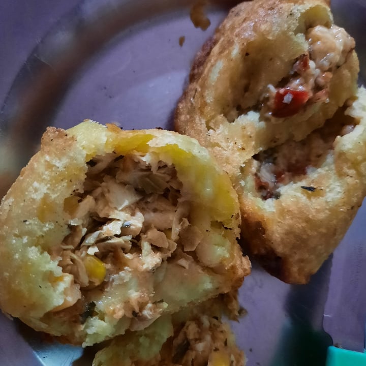 photo of Deliveggy coxinha e risole shared by @francini on  25 May 2022 - review