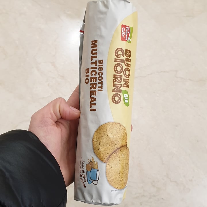 review photo of La Finestra Sul Cielo Biscotti multicereali bio shared by @salsina on 27 Dec 2021 - review