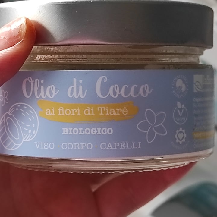 photo of La Saponaria Olio di cocco ai fiori di Tiarè biologico shared by @cocca90 on  13 Apr 2022 - review