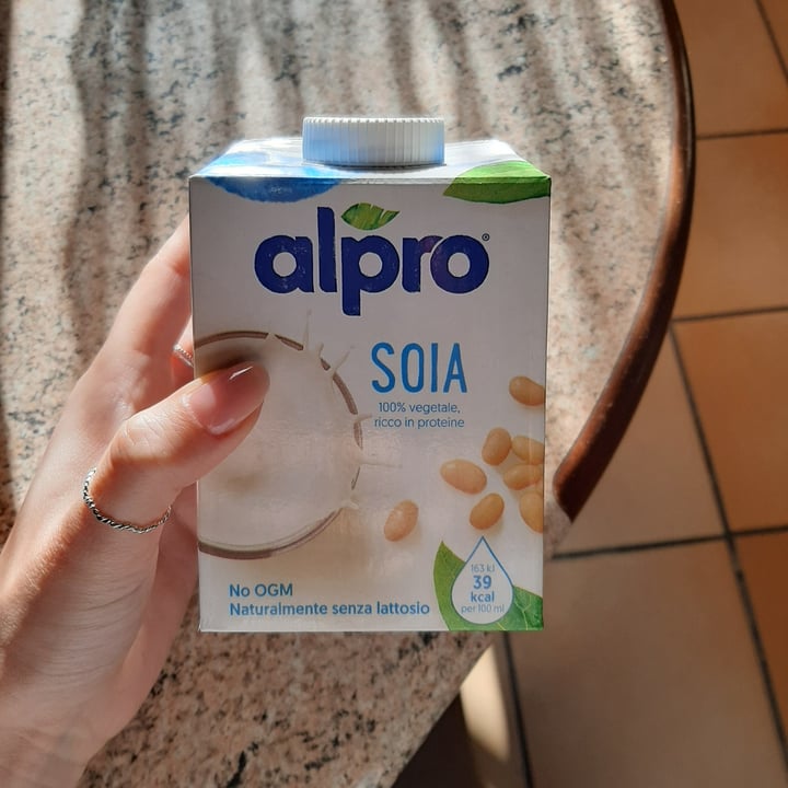 photo of Alpro Latte soia shared by @chiarabis on  08 Nov 2022 - review