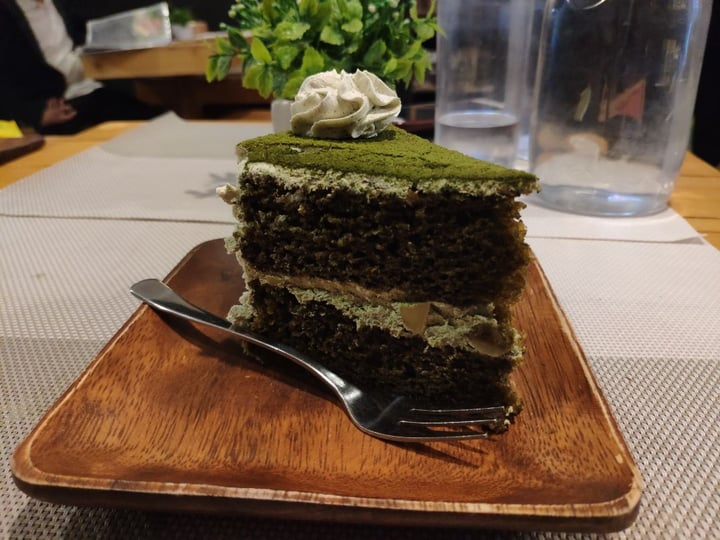 review photo of Elpi Vegan Resto Malunggay Cake shared by @japh8th on 01 Apr 2020 - review