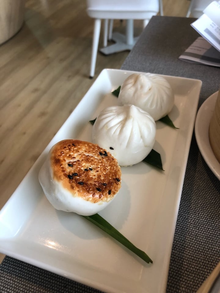 photo of Lotus Kitchen Veg BBQ King Mushroom Bun shared by @alyrauff on  16 May 2019 - review