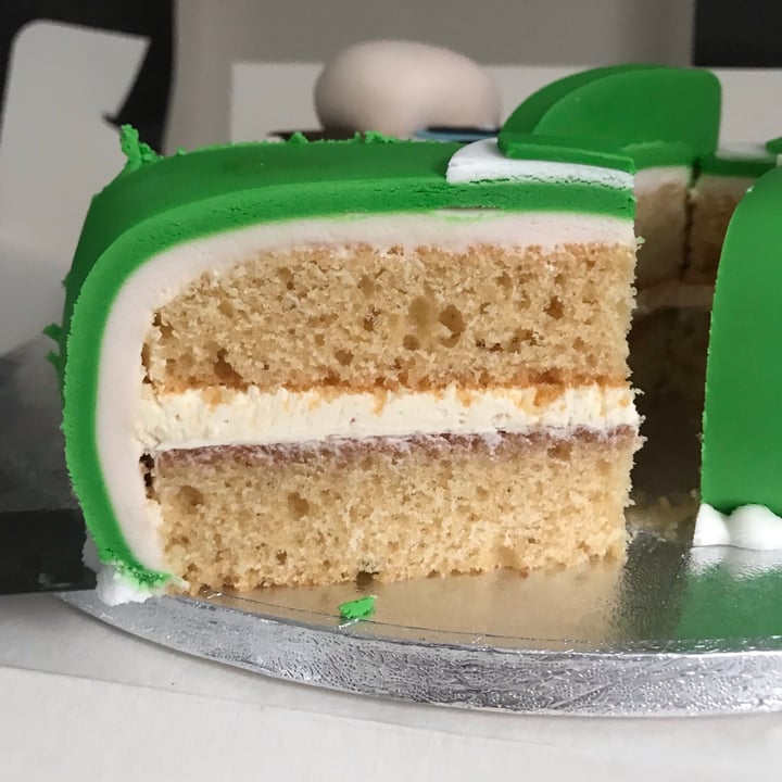photo of Coughlans Bakery Sutton Luigi cake shared by @vegansuttonmama on  24 Jan 2021 - review