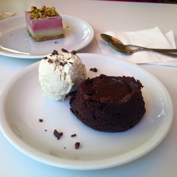 photo of Anastasia Hot chocolate cake shared by @sarahhornik on  05 Sep 2019 - review