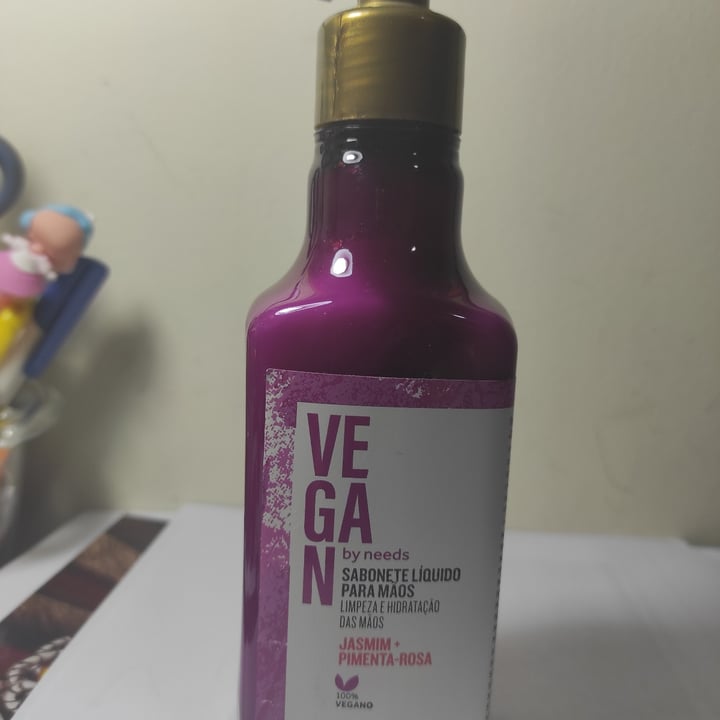 photo of Vegan by Needs Sabonete líquido para maos shared by @shirleymidori on  22 Apr 2022 - review