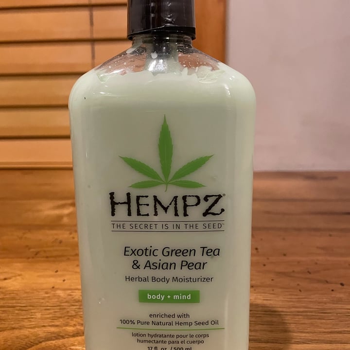 photo of Hempz Exotic Green Tea & Asian Pear Herbal Body Moisturizer shared by @julie4theanimals on  24 Nov 2021 - review