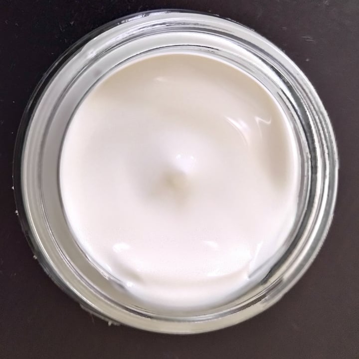 review photo of Garnier Crema antirughe shared by @hannabee on 13 Mar 2022 - review