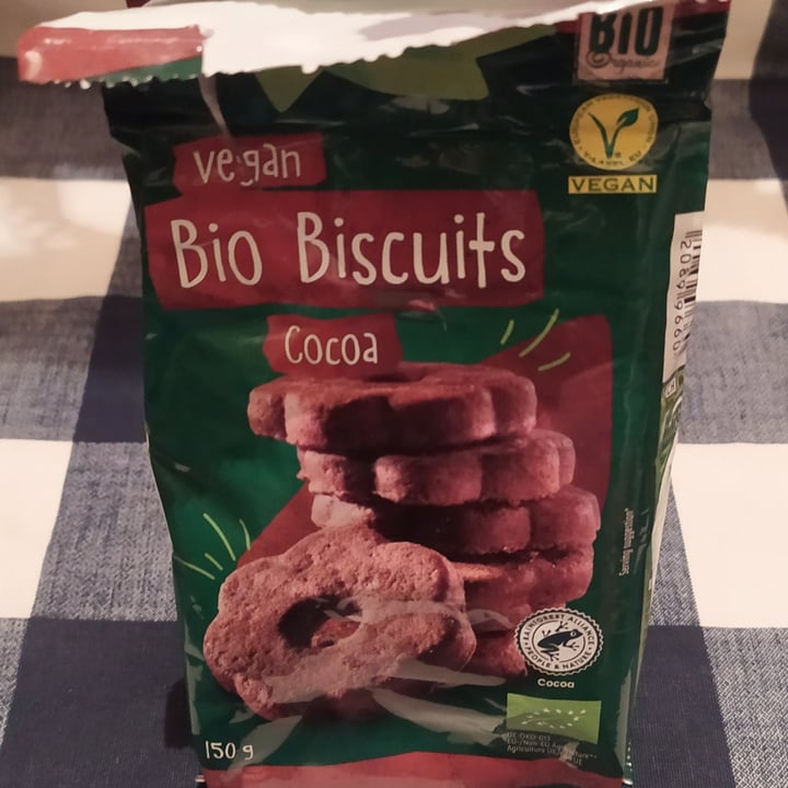 photo of Vemondo Vegan bio biscuits cocoa shared by @senja on  11 Apr 2022 - review