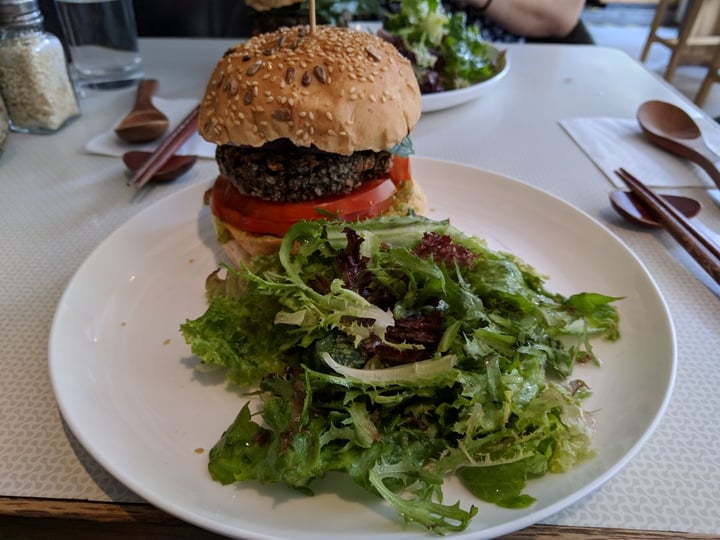 review photo of Pure & Whole Black Bean Burger shared by @mudit on 03 Aug 2019 - review