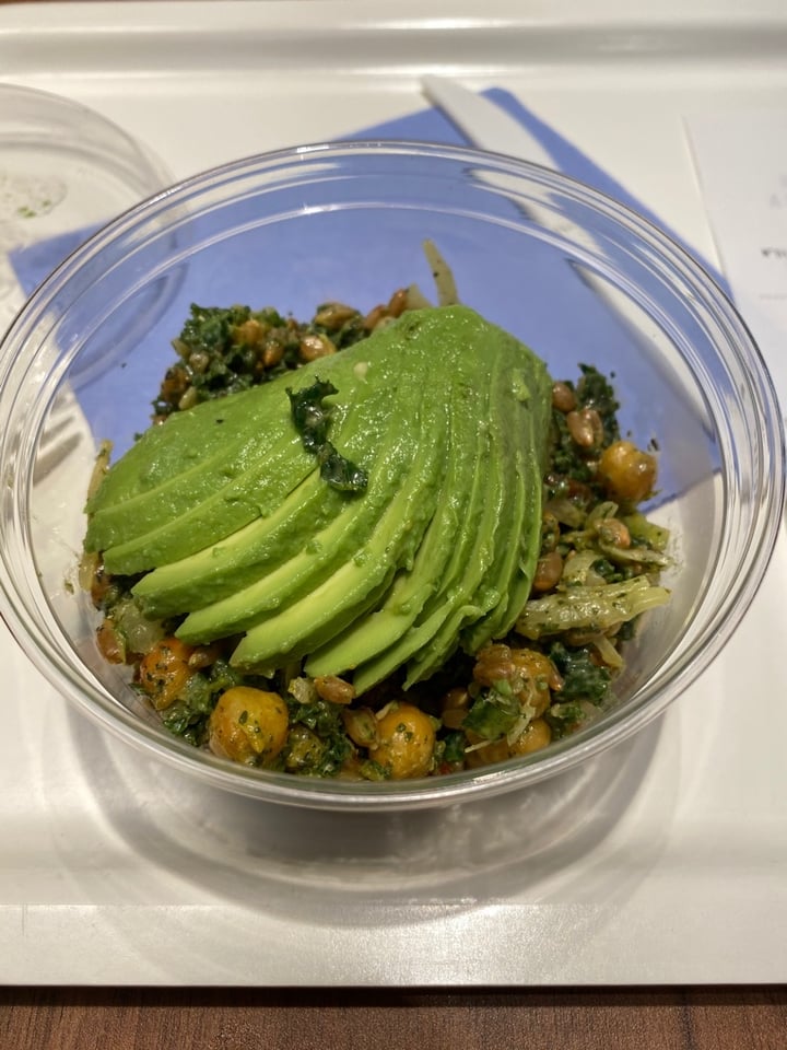review photo of cojean provence Chickpea and avocado salad shared by @juanaabba on 03 Mar 2020 - review