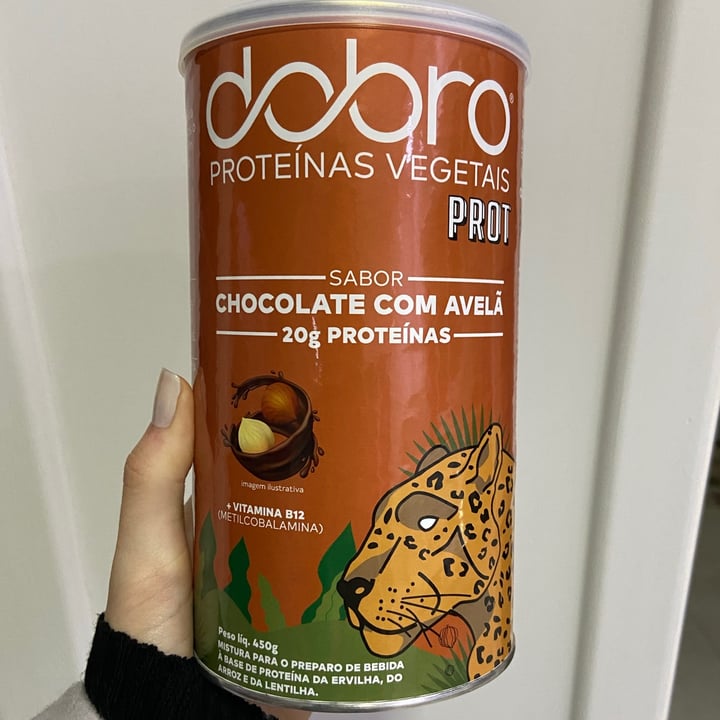 photo of Dobro Proteína vegetal sabor chocolate com avelã shared by @claracastelani on  30 Jul 2021 - review