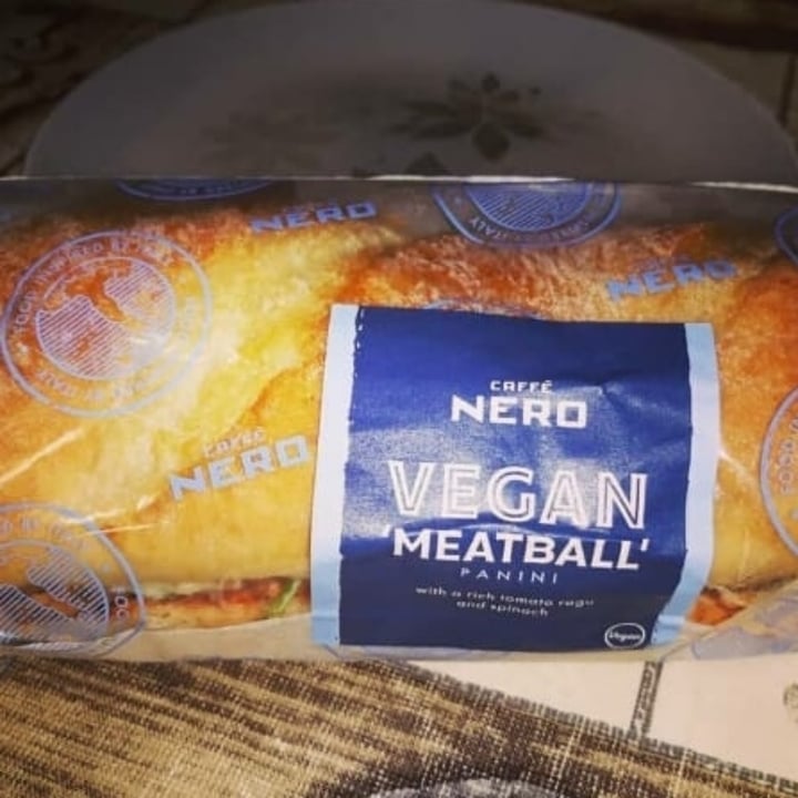 photo of Cafe Nero Vegan Meatball shared by @pedropalo on  07 Nov 2020 - review