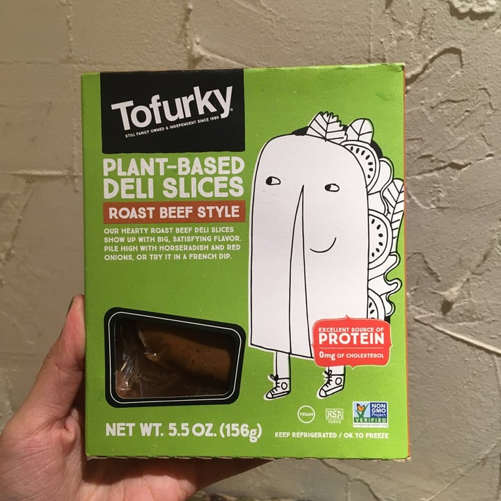 photo of Tofurky Plant-Based Deli Slices Roast Beef Style shared by @dafrosae on  17 Dec 2022 - review