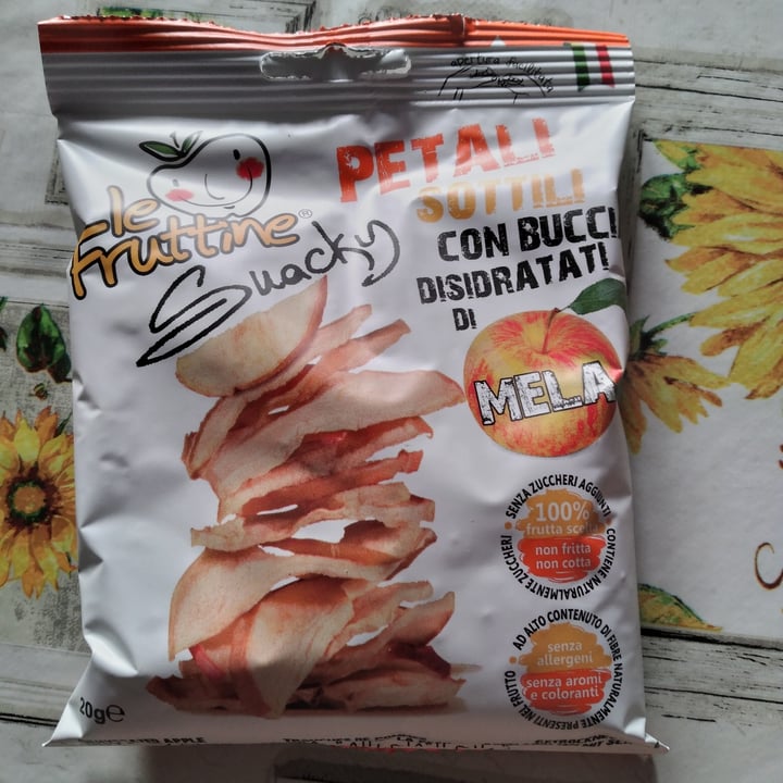 photo of Le fruttine Chips di mela shared by @smellina on  26 Jan 2023 - review