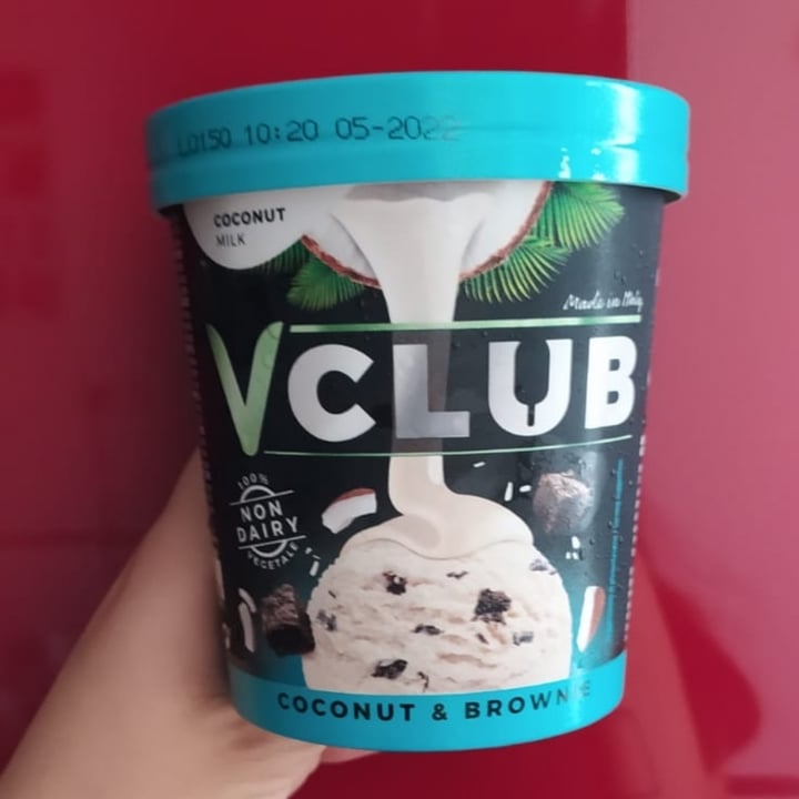 photo of VClub Coconut & Brownie shared by @sergiocano on  10 Aug 2020 - review